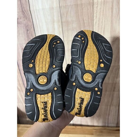 TIMBERLAND BOYS GIRLS SZ 10 SANDALS Y - Picture 7 of 8